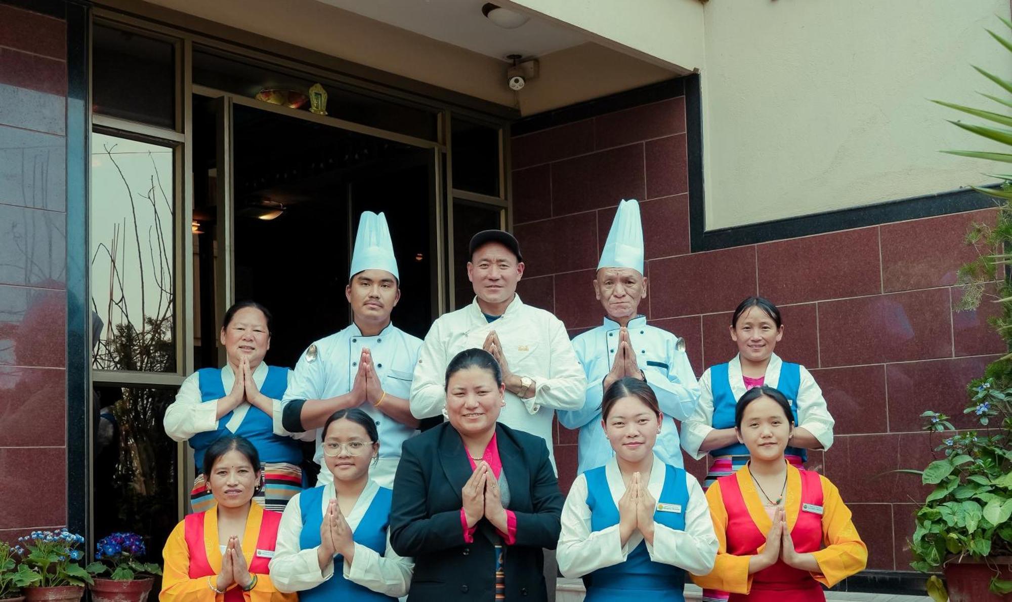 Kathmandu View Hotel Bagian luar foto